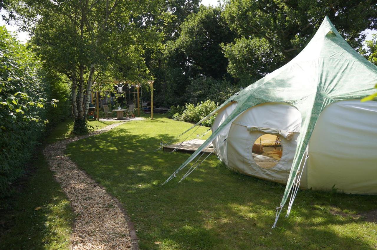 Secret Garden Glamping Hotel Lymington Ngoại thất bức ảnh
