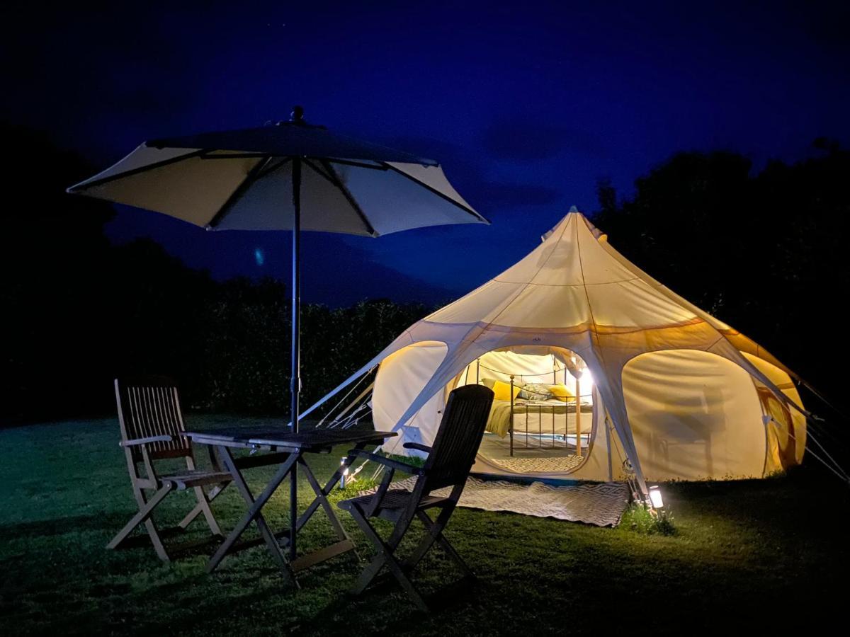 Secret Garden Glamping Hotel Lymington Ngoại thất bức ảnh